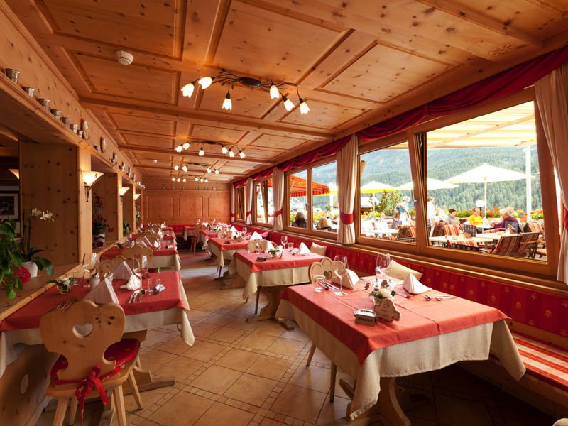 Hotel Astras - Scuol 1