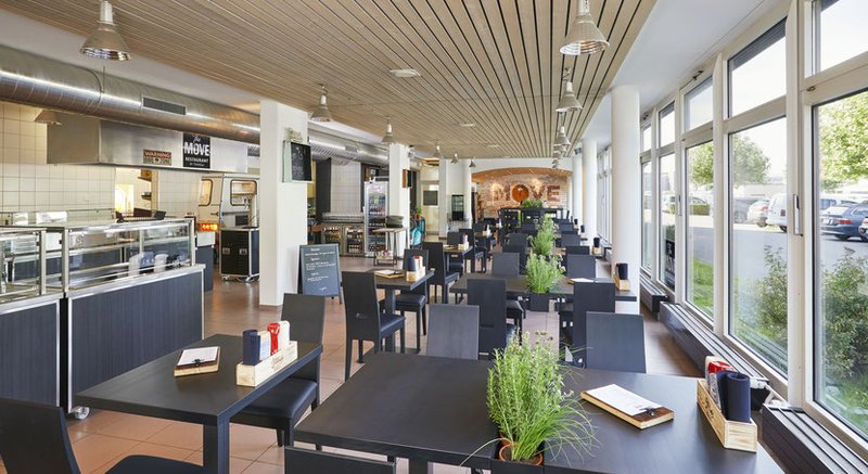 Restaurant The Move by Transfair - Uetendorf (CH) 2